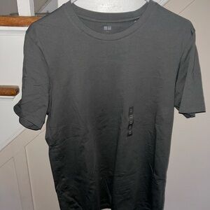 Uniqlo - Men’s - Large - Supima Cotton Short Sleeve Crew T-Shirt - Charcoal Gray